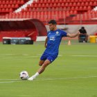 Lucas Robertone preparando el partido de este domingo contra el Villarreal.
