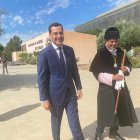 Juanma Moreno junto al rector de la UAL.