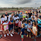 Decenas de niños de Huércal-Overa acudieron a la inauguración de la nueva pista.