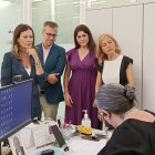 Los concejales populares entregan la moción en la Secretaría del Pleno