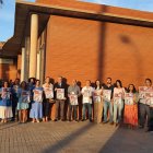 Concentración contra la agresión sufrida por la pediatra de Balerma.