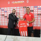 El Assy y Garitano en la puesta de largo del preparador vasco.