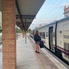 Tren en la Intermodal de Almería.