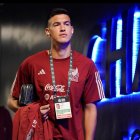 César Montes vuelve a competir a gran nivel con México.