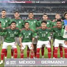 México con César Montes de nuevo titular.