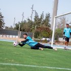 Mariño y Maximiano  entrenando y Fernando esperando su turno.