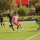 Rachad en el derbi de la capital contra el Polideportivo Almería en el campo Anexo.