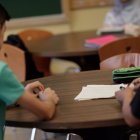 Imagen de archivo de un aula.