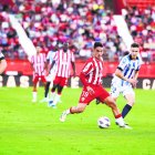 El joven futbolista madrileño volvió al once de Gaizka Garitano y marcó su quinto gol convirtiéndose en el Pichichi del Almería.