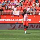 Baba se tapa la cara en el partido ante el Granada.