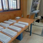 Papeletas en un colegio electoral de la provincia de Almería.