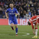 Borja Mayoral celebrando el 2-1 para el Getafe en el descuento de la primera mitad.