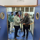 El alcalde, Domingo Trabalón con el diputado de Deportes Jose Antonio Garcia en la inauguración.