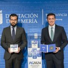 Álvaro Izquierdo y Javier Aureliano García en la presentación de los Presupuestos Generales de la Diputación de Almería para 2024.