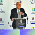 Lleva catorce años dirigiendo un fútbol que no para de crecer en Almería.