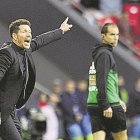 En un Atlético de Madrid-Athletic Club, partidos siempre intensos.