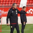 Gaizka Garitano y Julio Hernando preparando la visita al Metropolitano.