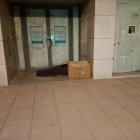 Así pasa las noches a 7 grados mi hermano en la calle Santiago.