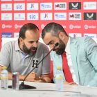 Mohamed El Assy debe de estar muy ocupado y no tiene tiempo de hablar.