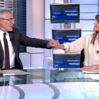 La emoción de Isabel Jiménez y David Cantero, tras 13 años de pareja televisiva en Telecinco.