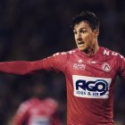 El defensa serbio saldría del KV Kortrijk si llega desde Japón Ryotaro Tsunoda en esa misma posición.