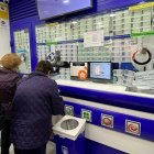 Imagen de archivo de una administración de Lotería.