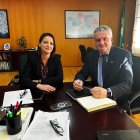 La alcaldesa de Albox se reúne con el delegado de Salud.