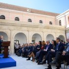 El artistas Antonio López durante su intervención en el patio del nuevo Museo del Realismo
