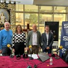 El pregonero de la Semana Santa, José Antonio Giménez (izquierda) junto a la concejal de Cultura, Ana Martínez y el alcalde, Domingo Fernández.