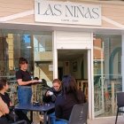 Fachada del bar Las Niñas, en calle Joaquín Vázquez.