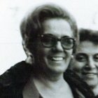 Doña Paca en todo su esplendor junto a doña Ascensión.