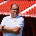 Alberto Lasarte a pocos minutos del inicio del partido contra el CD Toledo en el Mediterráneo.