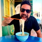 Pablo Briones, el rey de las guías de los mejores restaurantes de cada provincia