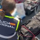 Uno de los veleros cargados de cocaína.