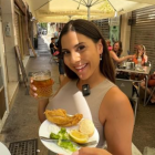 Imagen de la influencer @bysherezade en uno de los bares del centro de Almería./ @BYSHEREZADE