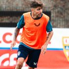 Pozo vuelve a tener galones de primer espada en el Almería.