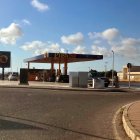 Nueva gasolinera junto al camino de Las Palmeras de Garrucha.