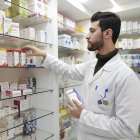 Varias farmacias almerienses buscan empleados.