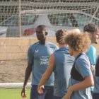 Mendes sigue apartado y entrenando con el Almería B. 