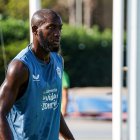 Ibrahima Koné se incorporó a los entrenamientos pero ahora pone rumbo a Arabia Saudí.