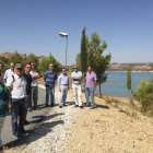 Regantes almerienses en el pantano del Negratín.