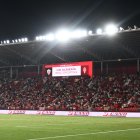 En el estreno frente al Sporting de Gijón acudieron 12.787 espectadores al Mediterráneo.