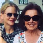 Nicole Kidman junto a su madre.