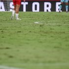 Pronto se hará la transición del césped de verano al de invierno.