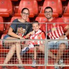 Al fútbol en familia para animar a un Almería que necesita a su afición.