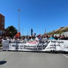 Miembros de la Mesa del Tren en un Primero de Mayo.