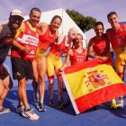 El equipo paralímpico español tras conseguir la tercera plaza en el Relevo Mixto.