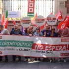 Concentración de CCOO en la Delegación del Gobierno de la Junta de Andalucía en Almería.