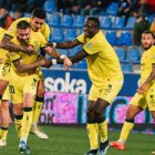 El Almería supo levantar el resultado, que se le había puesto 2-0 en contra ante un Huesca en inferioridad.