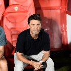 El entrenador del Almería en el banquillo del Mediterráneo.